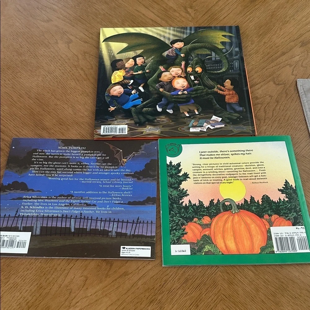 Kids Halloween Costume Set - Spooky Library Theme 3 books